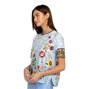 Johnny Was BEE ACTIVE SHORT SLEEVE OVERSIZE CROP TEE